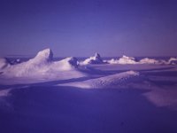 C01B01S04 03 : 北極, 氷丘, 氷島アーリスⅡ号