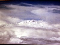 C09B04S24 03 : カトマンズ・パロ, カンチェンジュンガ, 積雲, 航空写真