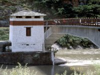 C09B04S51 03 : ブータン, ワンドゥー, 河川地形