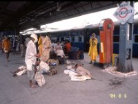 C10B02S01 14 : インド, デリー, ニューデリー駅