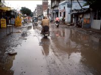 C10B02S07 01 : インド, ボパール, 公害都市