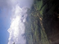 C10B02S26 16 : ポカラ・カトマンズ, マチャプチャリ, 積雲, 航空写真