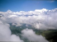 C10B02S26 18 : アンナプルナ, ガンガプルナ, ポカラ・カトマンズ, マチャプチャリ, ラムジュンヒマール, 三峰, 二峰, 四峰, 積雲, 航空写真