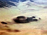 C08B05S38 14 : ムルン・ウランバートル, モンゴル, 火口, 火山, 航空写真
