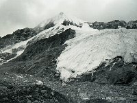 C01B13P06 17 : クンブ ヌプツェ 氷河