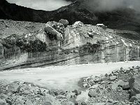 C01B13P08 06 : クンブ デブリ氷河 構造 氷河