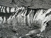 C01B13P08 28 : クンブ デブリ氷河 構造 氷河