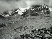 C01B13P12 01 : イムジャ クンブ デブリ氷河 氷河