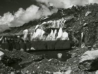 C01B15P07 25 : クンブ デブリ氷河 氷河