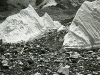 C01B15P08 03 : アイスピナクル クンブ デブリ氷河 構造 氷河