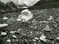 C01B15P08 04 : アイスピナクル クンブ デブリ氷河 氷河