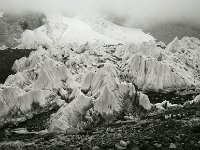 C01B15P08 14 : アイスピナクル クンブ デブリ氷河 ベースキャンプ 構造 氷河
