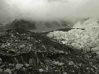 C01B15P08 17 : アイスピナクル クンブ デブリ氷河 ベースキャンプ 氷河