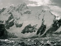 C03B06P02 07 : クンブ デブリ氷河 ヌプツェ 氷河