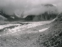 C03B06P02 22 : クンブ デブリ氷河 氷丘 氷河