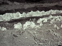 C03B06P02 24 : クンブ デブリ氷河 氷丘 氷河