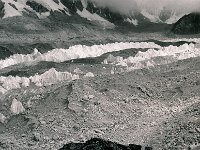 C03B06P03 06 : クンブ デブリ氷河 氷丘 氷河