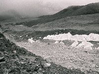 C03B06P03 16 : クンブ デブリ氷河 氷丘 氷河