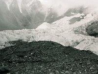 C03B06P03 25 : クンブ デブリ氷河 氷河