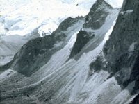 C02B09S02 12 : アマダブラム, クンブ, ハージュン, 岩石氷河