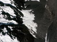C02B10S09 04 : ホングコーラ, ホングヌップ氷河周辺, モレーン地形