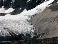 C02B10S0C 10 : ホングコーラ, ホングヌップ氷河周辺, モレーン地形