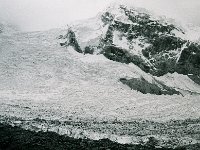 C03B06P04 06 : アイスフォール クンブ ベースキャンプ 氷河