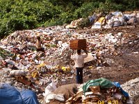 C10B02S22 00011 : ゴミ捨て場, セティ川, ポカラ