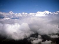 C10B02S26 19 : アンナプルナ, ガンガプルナ, ポカラ・カトマンズ, マチャプチャリ, ラムジュンヒマール, 三峰, 二峰, 四峰, 積雲, 航空写真