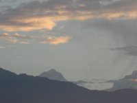 2008 10 08N01 025 : ポカラ マナスル マナスル三山 朝焼け