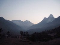 2009 04 28N01 East Khumbu