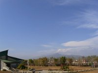 2010 01 15R03 023 : ポカラ 国際山岳博物館 大気汚染 霞