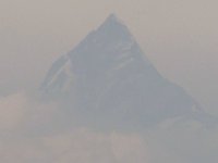 2010 01 28R02 113 : ポカラ マチャプチャリ 国際山岳博物館 大気汚染 著しいスモッグ 霞