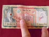 2010 02 22R01 019 : ギャネンドラ元国王 ネパール紙幣