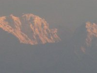 2010 04 29R01 033 : アンナプルナ ポカラ 一峰 南峰 大気汚染 著しいスモッグ