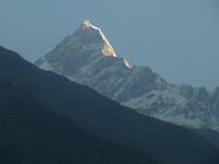 R1058216  Exif JPEG PICTURE : セティ川, ネパール, バァリバリ, ポカラ, マチャプチャリ, 日の出