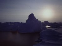 C01B01S03 01 : 北極, 太陽, 氷島アーリスⅡ号