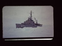 C01B01S04 13 : 北極, 撤収, 氷島アーリスⅡ号, 砕氷船