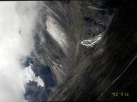 C08B06S46 16 : ブータン, プナカ・ルナナ, ルドフ, 氷食地形, 積雲