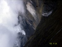 C08B06S47 02 : ブータン, プナカ・ルナナ, ルドフ, 氷食地形, 積雲