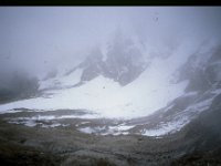 C08B06S51 11 : ナリタン, ブータン, プナカ・ルナナ, 氷河, 氷食地形, 積雲