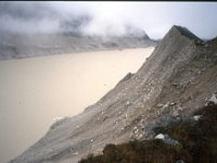 C08B06S69 01 : タンザ, ブータン, プナカ・ルナナ, ルゲ氷河, 氷河湖
