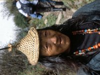 C08B05S53 04 : ガサ, ガサ女性, ブータン, 山地民族, 竹帽子