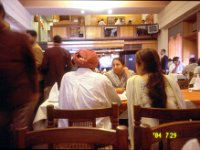 C10B01S05 09 : インド, デリー, レストラン