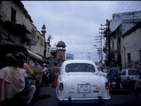 C10B02S06 04 : インド, ボパール, 公害都市, 雲