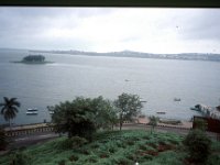 C10B02S06 09 : インド, ボパール, 公害都市, 湖沼, 雲