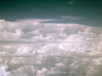 C10B02S32 07 : カトマンズ・ニューデリー, マナスル三山, 航空写真, 雄大積雲, 雲, 雲海