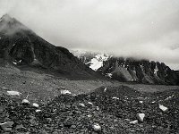 C01B13P06 07 : クンブ デブリ氷河 ヌプツェ モレーン 氷河