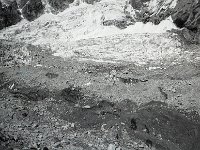 C01B13P07 16 : クンブ デブリ氷河 ヌプツェ 氷河