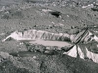 C01B13P07 22 : クンブ デブリ氷河 ヌプツェ 氷河